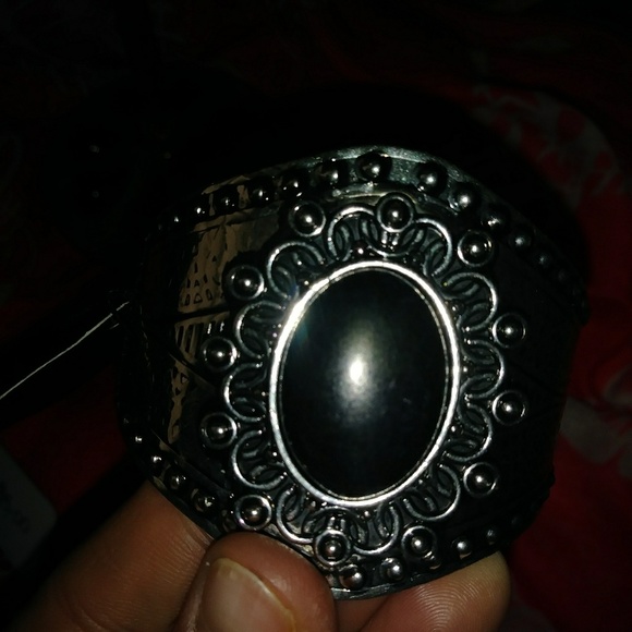 Given as thank you gifts in bundles - Picture 3 of 4